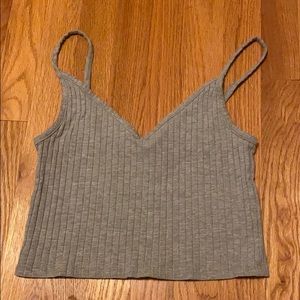 Basic gray crop tank